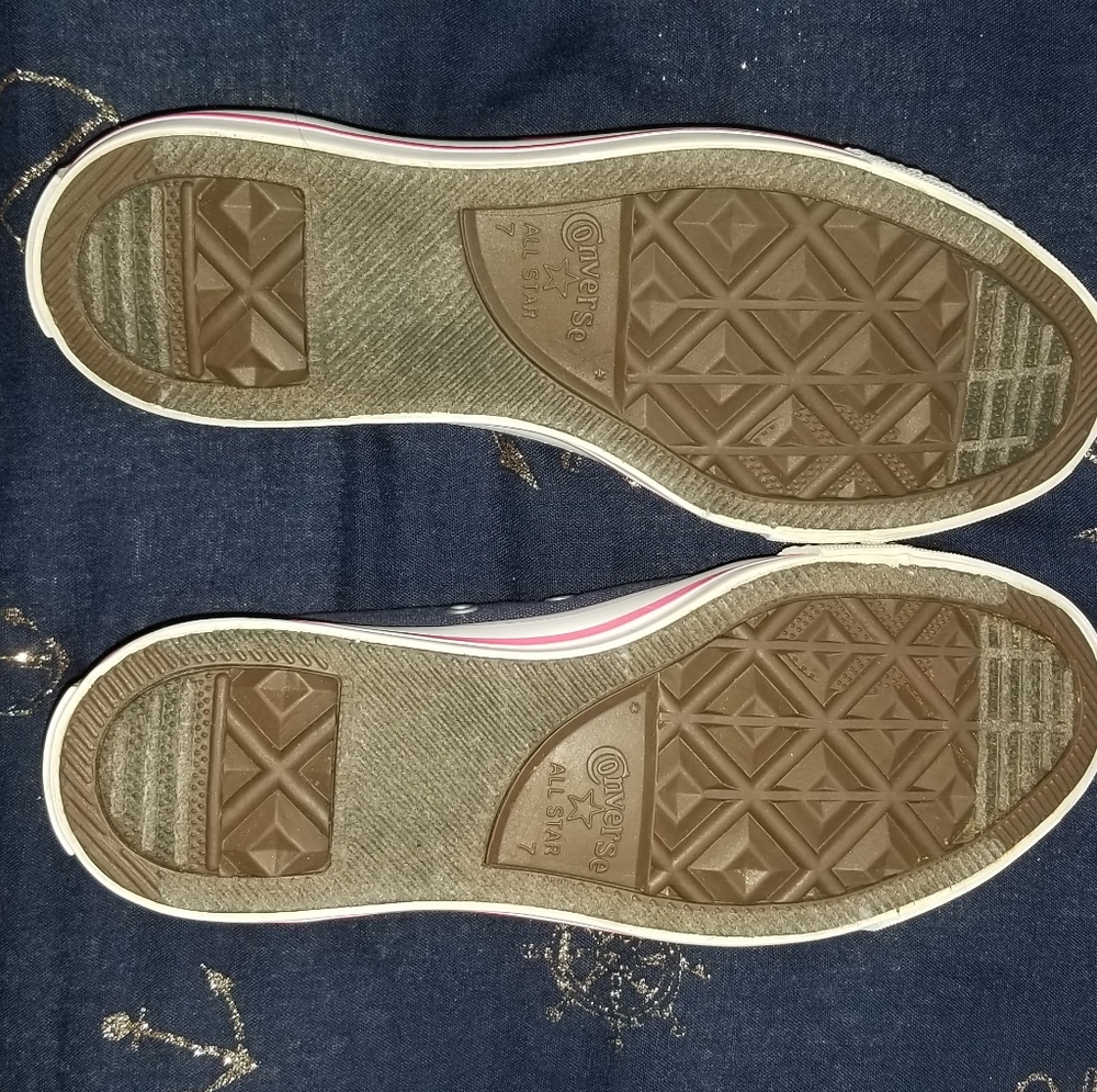 Converse - Picture 4 of 5